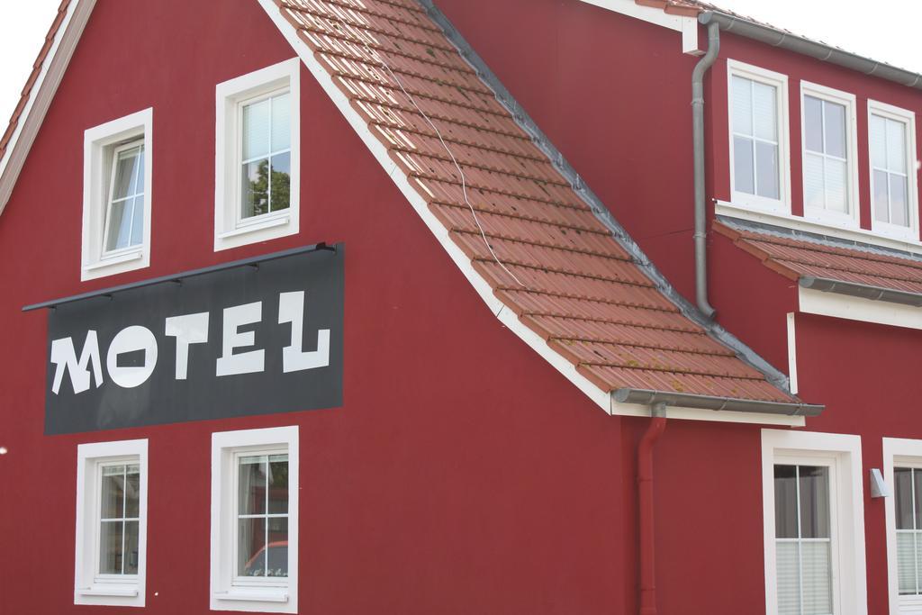 Motel 501 Groemitz Exterior photo